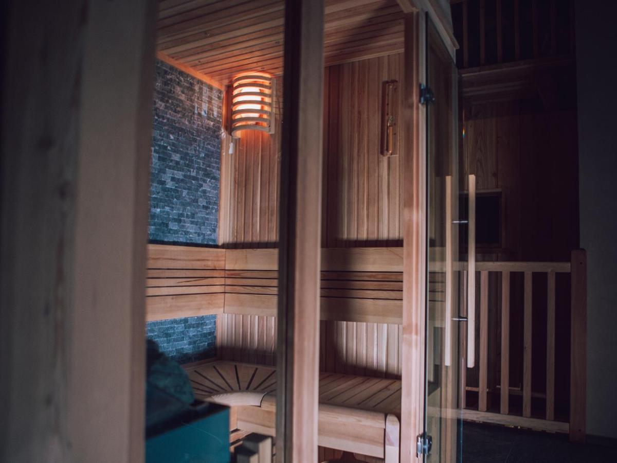 Ca' Mea Room, Wellness & Food *